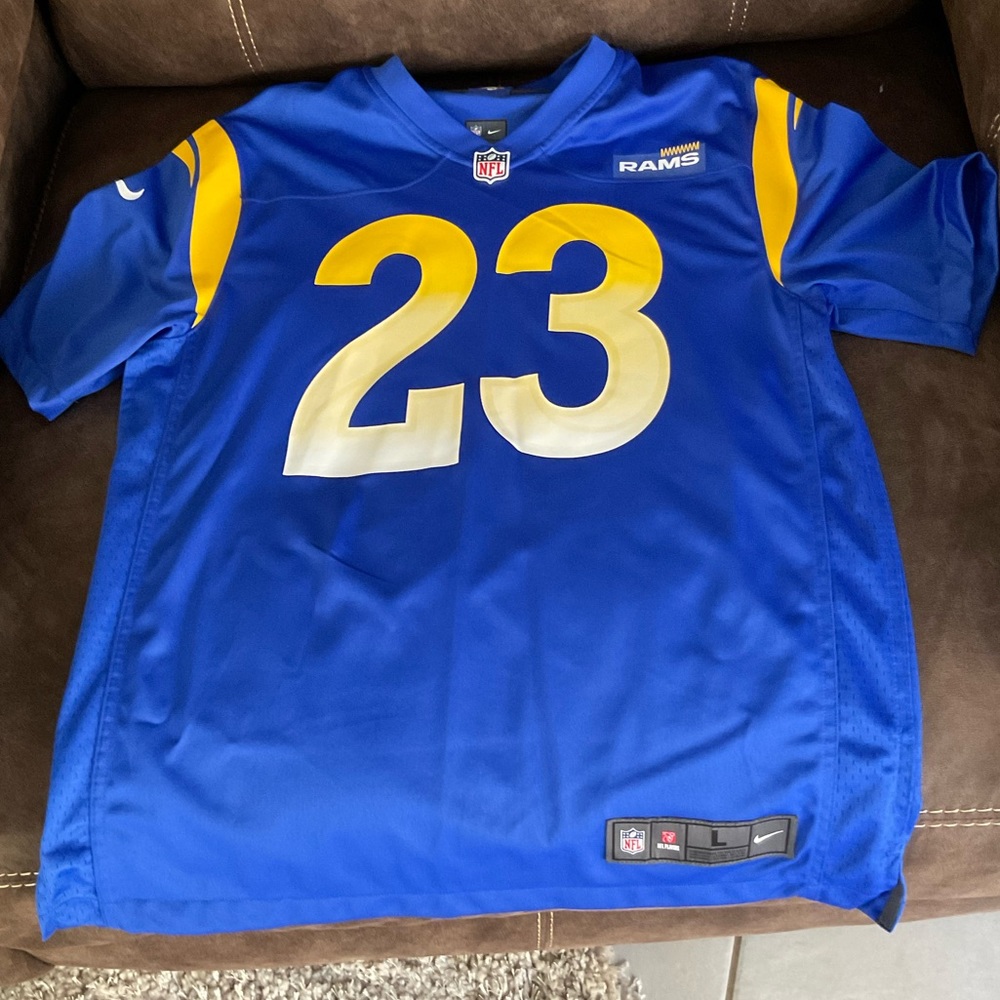 Nike Men’s LA Rams Jersey (size L)